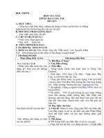 Tải Giáo án môn Ngữ văn lớp 12 bài 27 - Đọc thêm: Dọn về làng - Tiếng hát con tàu - Đò lèn