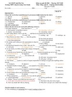 Tải Đề thi giữa kì 1 môn tiếng Anh lớp 10 chương trình thí điểm trường THPT chuyên Lương Văn Chánh, Phú Yên năm 2017-2018 có đáp án - Đề kiểm tra 1 tiết giữa học kì 1 môn tiếng Anh lớp 10