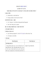 Tải Giáo án Tiếng Việt 3 tuần 21: Luyện từ và câu: Nhân hóa. Ôn tập cách đặt và trả lời câu hỏi Ở đâu? - Giáo án Luyện từ và câu lớp 3