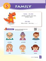 TIẾNG ANH TỔNG HỢP LỚP 1 - CHỦ ĐỀ: FAMILY (CÓ ĐÁP ÁN) - Tài liệu Tiếng Anh lớp 1