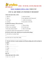 Tải Trắc nghiệm tiếng Anh lớp 3 Unit 14 Are there any posters in the room? - Bài tập tiếng Anh lớp 3 có đáp án