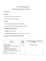 Tải Giáo án Thể dục lớp 3: Bài 45 - Trò chơi Chuyển bóng tiếp sức