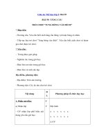 Tải Giáo án Thể dục lớp 2: Bài 59 - Tâng cầu - Trò chơi: Tung vòng vào đích