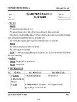 Giáo án Thủ công - Tiết 7: Gấp, cắt, dán bông hoa (tiết 1)