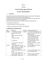 Giáo án Thể dục - Bài 3: Dàn hàng ngang, dồn hàng Trò chơi “Qua đường lội”