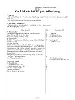 Giáo án lớp 2 môn học Thể dục - Ôn 5 động tác của bài thể dục phát triển chung