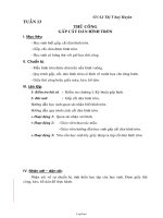 Thiết kế giáo án môn Thủ công lớp 2 - Tuần 13 - Bài: Gấp cắt dán hình tròn