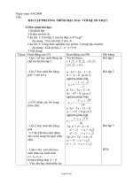 Giáo án Giải tích 12 cơ bản: Bài tập phương trình bậc hai với hệ số thực