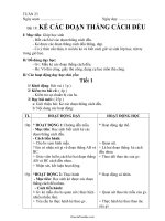 Giáo án lớp 1 môn Thủ công - Bài 18: Kẻ các đoạn thẳng cách đều