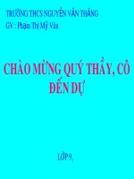 Bác Hồ với thiếu nhi