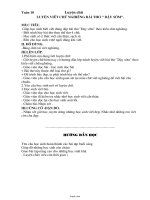 Giáo án Luyện chữ lớp 2 - Tuần 10: Luyện viết chữ nghiêng bài thơ ''dậy sớm''