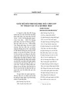 Giải mã bài thơ Bài học đầu cho con từ thao tác của kí hiệu học