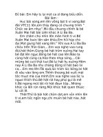 Em hay ta lai mot ca si dang bieu dien