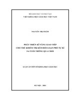 Phát triển kĩ năng giao tiếp cho trẻ khiếm thị kèm rối loạn phổ tự kỉ 5   6 tuổi thông qua chơi 