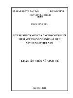 Cơ cấu nguồn vốn của các doanh nghiệp niêm yết trong ngành vật liệu xây dựng ở Việt Nam.