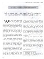 Mối quan hệ giữa phát triển nguồn nhân lực và đẩy mạnh công nghiệp hóa, hiện đại hóa 