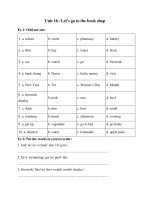 bai tap tieng anh lop 4 unit 16 lets go to the book shop co loi giai