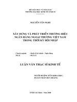 Luận văn thạc sĩ UEH xây dựng và phát triển thương hiệu ngân hàng ngoại thương việt nam trong thời kỳ hội nhập 