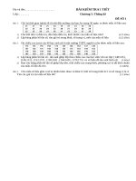 Điều tra điểm trung bình môn toán học kỳ 1 vừa qua của 40 học sinh lớp 10, người ta thu được mẫu số liệu sau đây: